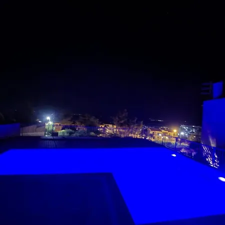 Lejlighed K9 Sea View With Pool & Parking, Polychrono